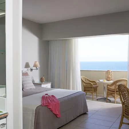 Hotel Atlantica Princess 4*